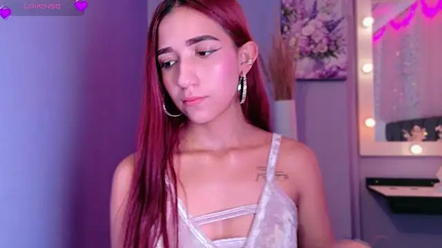 NataliaPrada s online show from December 4, 3:43 pm