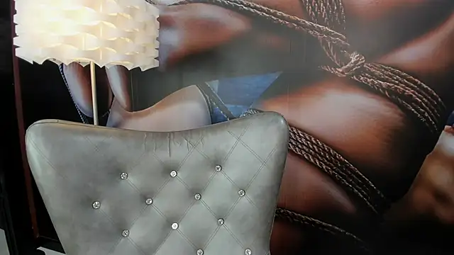 miss   taylor online show from November 15, 6:04 pm