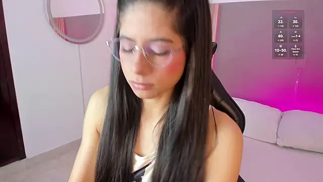 carlina 15 online show from May 27, 12:24 pm