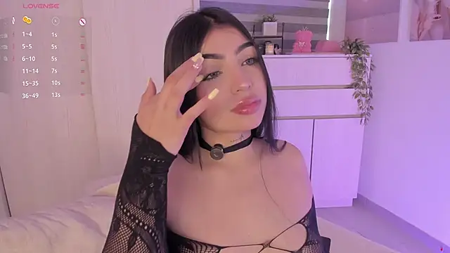 EmmyKenner online show from November 12, 11:54 am