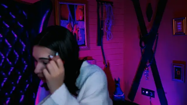 Snapshot of KimClarks_ chatting on October 15, 10:15 am KimClarks  online show from October 15, 10:15 am