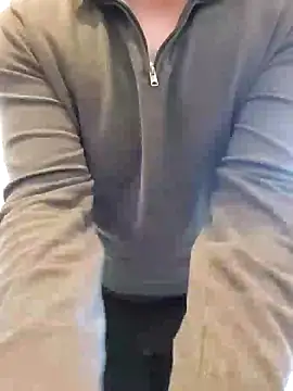 Bimbo Boi online show from September 16, 8:04 am