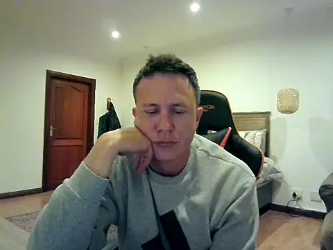 TroyDieselXXX online show from July 16, 5:41 pm