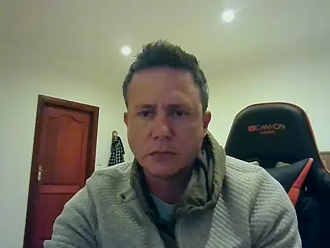 TroyDieselXXX online show from July 29, 6:17 pm