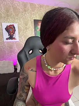 Scaarlettfox online show from October 3, 3:47 am