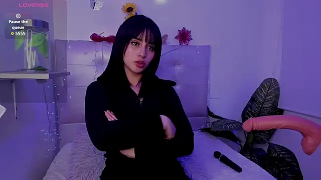 Anna Blade  online show from January 9, 1:47 pm