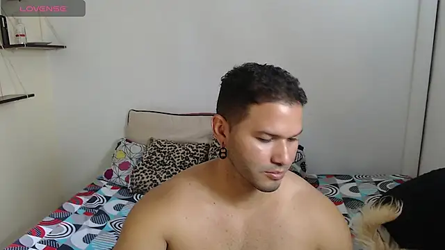Tim mz01 online show from May 22, 4:45 pm