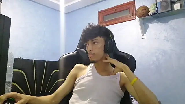 Snapshot of Dark_DesireX chatting on October 8, 2:47 pm Dark DesireX online show from October 8, 2:47 pm