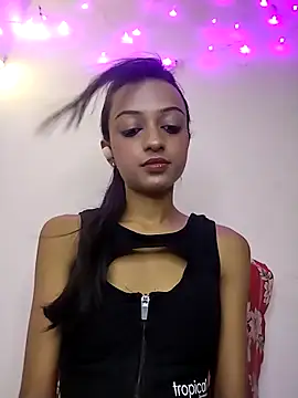 Snapshot of Your-Kitkat chatting on November 7, 6:52 pm Your-Kitkat online show from November 7, 6:52 pm