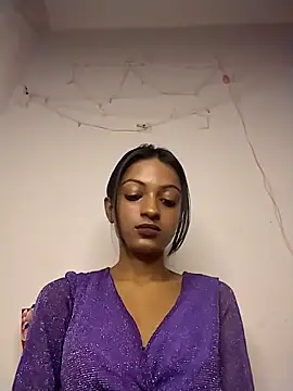 Snapshot of Your-Kitkat chatting on December 13, 8:47 pm Your-Kitkat online show from December 13, 8:47 pm