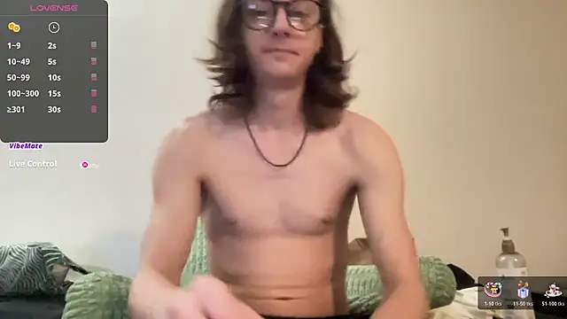 Snapshot of longdickelijah chatting on November 11, 11:10 am longdickelijah online show from November 11, 11:10 am