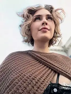 Snapshot of KellyKeler chatting on November 8, 12:38 pm KellyKeler online show from November 8, 12:38 pm