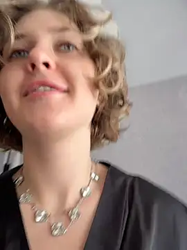 Snapshot of KellyKeler chatting on June 26, 11:25 am KellyKeler online show from June 26, 11:25 am