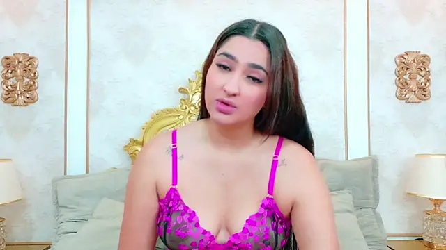 JasmineRhodes online show from September 17, 1:24 pm