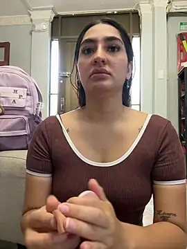 JasmineRhodes online show from June 13, 12:36 pm