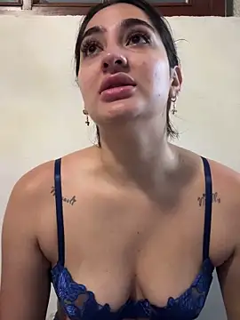 JasmineRhodes online show from June 15, 12:29 pm