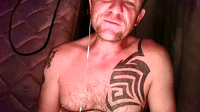 Yournaughty online show from June 10, 5:18 am