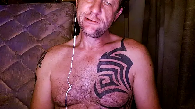 Yournaughty online show from July 29, 6:33 am