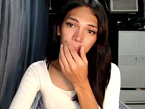 Snapshot of ladyhotcuming chatting on June 1, 6:42 pm ladyhotcuming online show from June 1, 6:42 pm