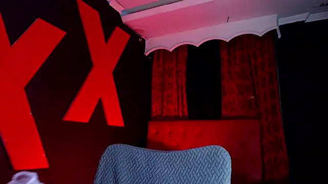 abrilbigcock online show from July 19, 11:30 pm