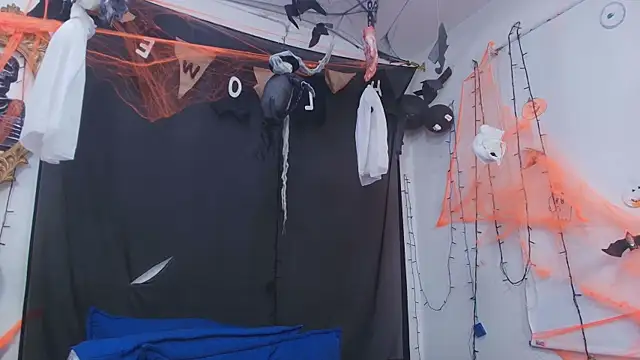 Snapshot of rubihops chatting on November 1, 11:56 am rubihops online show from November 1, 11:56 am