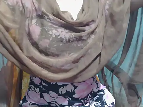 Snapshot of lovely_soniya chatting on November 21, 5:28 am lovely soniya online show from November 21, 5:28 am