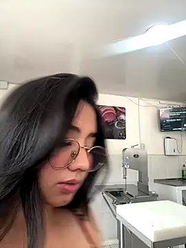 Snapshot of Michelle_Zoe chatting on October 21, 4:19 pm Michelle Zoe online show from October 21, 4:19 pm