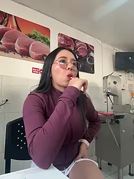 Snapshot of Michelle_Zoe chatting on November 8, 11:54 am Michelle Zoe online show from November 8, 11:54 am