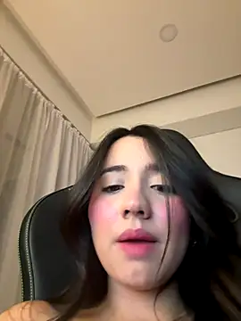 Snapshot of Michelle_Zoe chatting on November 27, 1:51 am Michelle Zoe online show from November 27, 1:51 am