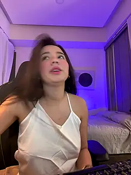 Snapshot of Michelle_Zoe chatting on December 17, 6:52 am Michelle Zoe online show from December 17, 6:52 am