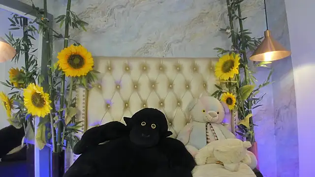LittleeJaz online show from June 26, 3:11 am