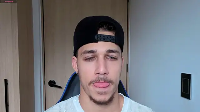 orionblaze69  online show from February 20, 8:31 pm