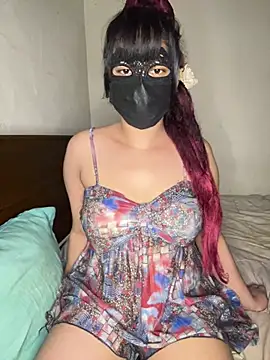 Snapshot of Ariana__Marie chatting on July 9, 8:35 pm Ariana Marie online show from July 9, 8:35 pm
