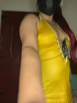 Snapshot of Ariana__Marie chatting on July 15, 10:15 pm Ariana Marie online show from July 15, 10:15 pm