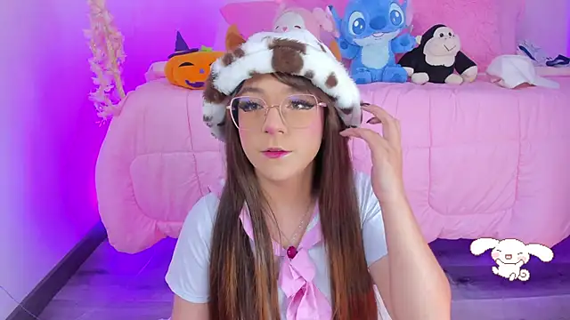 hannacutegod online show from December 15, 5:55 am