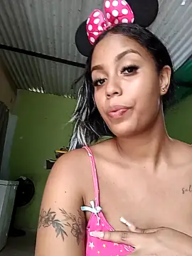 Fernanda30 online show from April 18, 5:28 pm