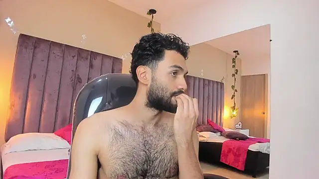 Snapshot of Ryan_Jackson_ chatting on October 30, 5:09 am Ryan Jackson online show from October 30, 5:09 am