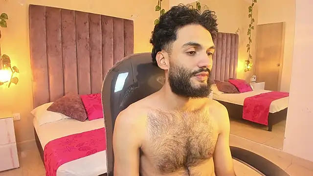 Snapshot of Ryan_Jackson_ chatting on November 25, 4:23 am Ryan Jackson online show from November 25, 4:23 am