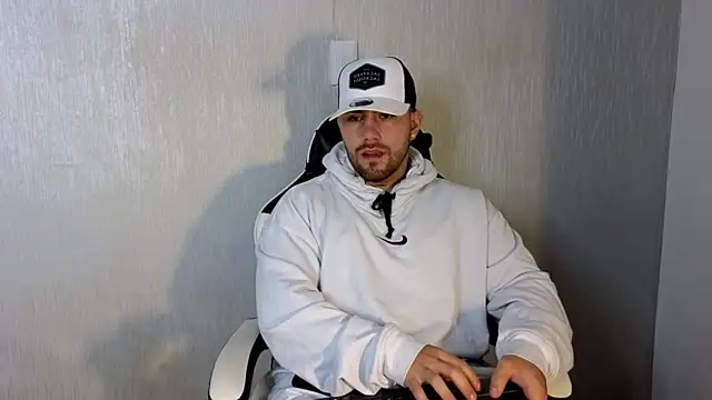 Snapshot of Ades_Lowe chatting on September 24, 11:57 am Ades Lowe online show from September 24, 11:57 am