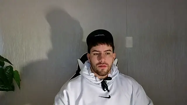 Snapshot of Ades_Lowe chatting on September 26, 11:47 am Ades Lowe online show from September 26, 11:47 am