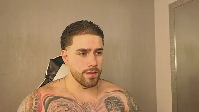 Snapshot of Ades_Lowe chatting on November 8, 5:56 pm Ades Lowe online show from November 8, 5:56 pm