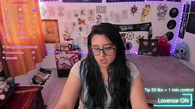 Snapshot of Cherry_blush_ chatting on May 16, 7:34 pm Cherry blush online show from May 16, 7:34 pm