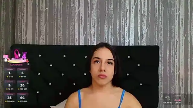 Alicee Moonn online show from June 7, 5:27 pm