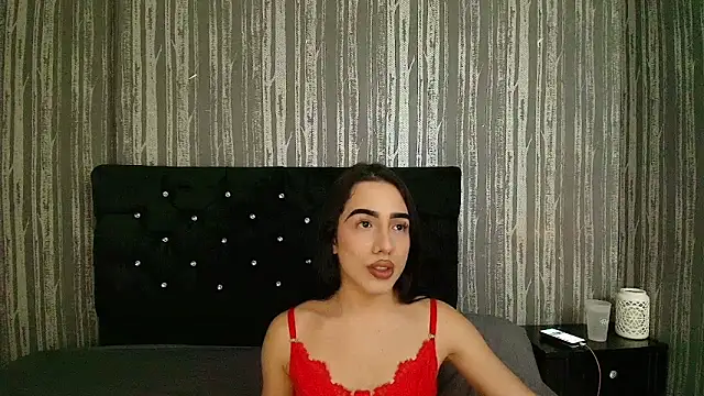 Snapshot of Alicee_Moonn chatting on June 20, 8:22 pm Alicee Moonn online show from June 20, 8:22 pm