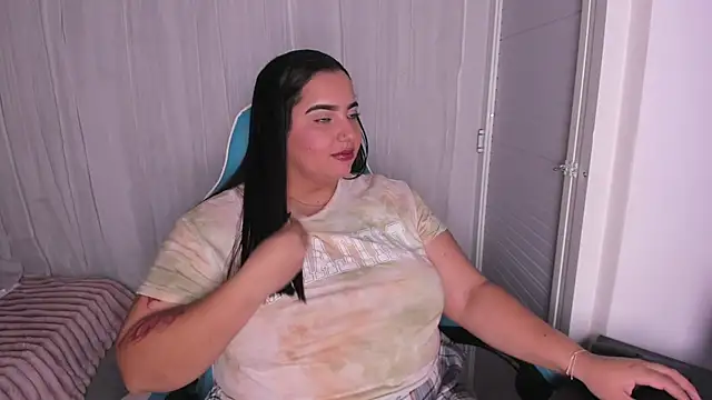 Snapshot of artemisa19 chatting on September 9, 7:19 am artemisa19 online show from September 9, 7:19 am