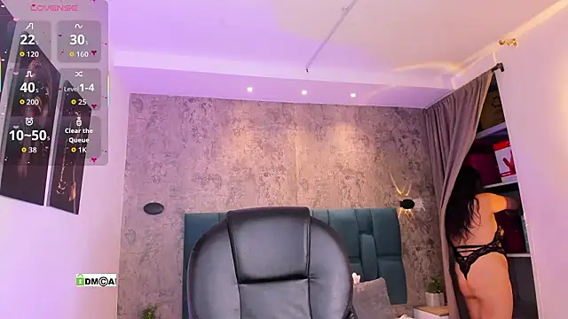 susanasmith18 online show from February 9, 7:40 pm