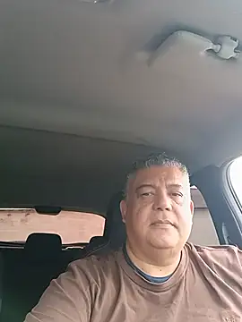 Olharsafado online show from June 26, 1:15 pm