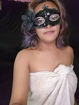 Snapshot of sam_honey5 chatting on July 3, 6:25 pm sam honey5 online show from July 3, 6:25 pm