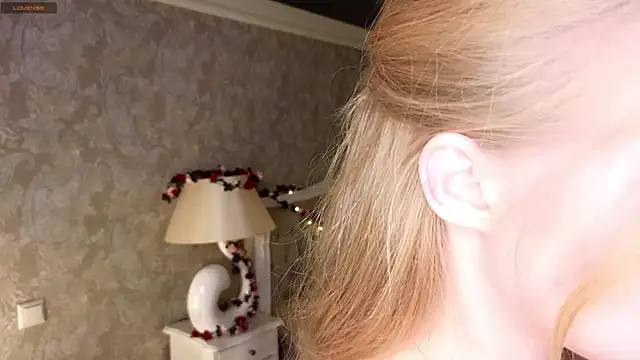 Emma Frosty online show from September 11, 6:19 pm