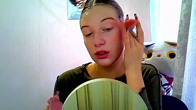 Lily Ember online show from September 26, 10:08 am